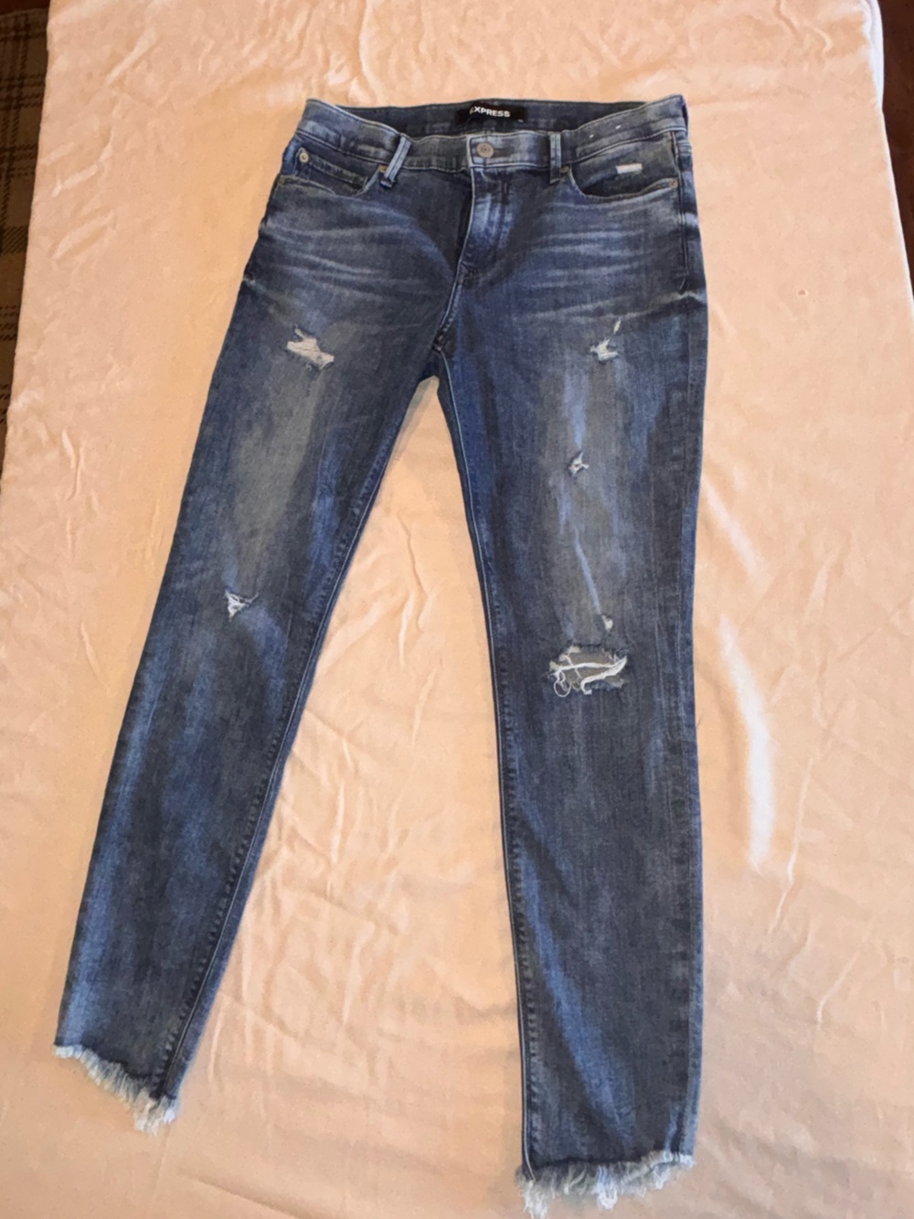 Express Women’s Ankle Distressed Dark Blue Jeans Size 10 L